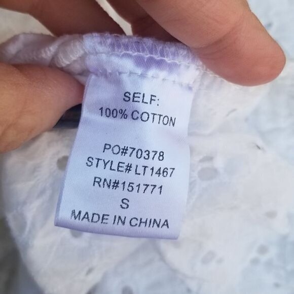 Le Lis white eyelet cropped off the shoulder top small - Picture 3 of 5